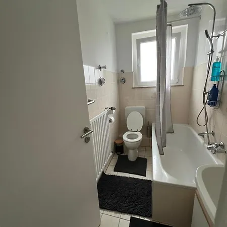 Apartamento Monteurswohnung 8p *